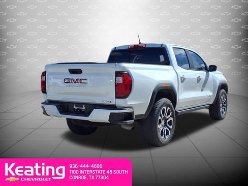Used 2024 GMC Canyon AT4 w/ Technology Package image 8