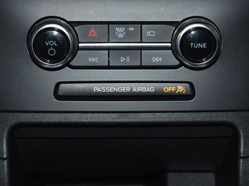 Used 2024 Ford Edge SEL AWD/4WD image 16