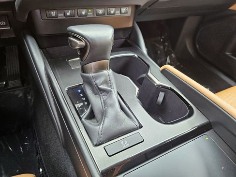 Used 2023 Lexus ES 350 w/ Accessory Package (Z1) FWD image 13