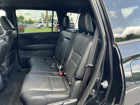 Used 2023 Honda Passport EX-L image 24