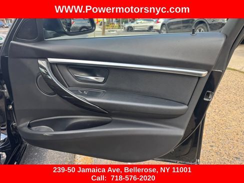 Used 2018 BMW 330i xDrive Sedan w/ Convenience Package AWD/4WD image 27
