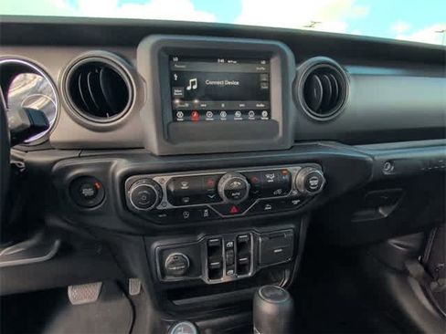 Used 2021 Jeep Wrangler Unlimited Sport image 24