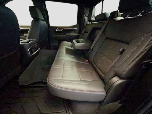 Used 2022 Chevrolet Silverado 1500 High Country w/ High Country Premium Package image 13