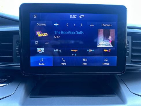 Used 2022 Ford Explorer XLT w/ Class IV Trailer Tow Package image 20