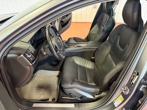 Used 2018 Volvo S90 T5 Momentum AWD/4WD image 18