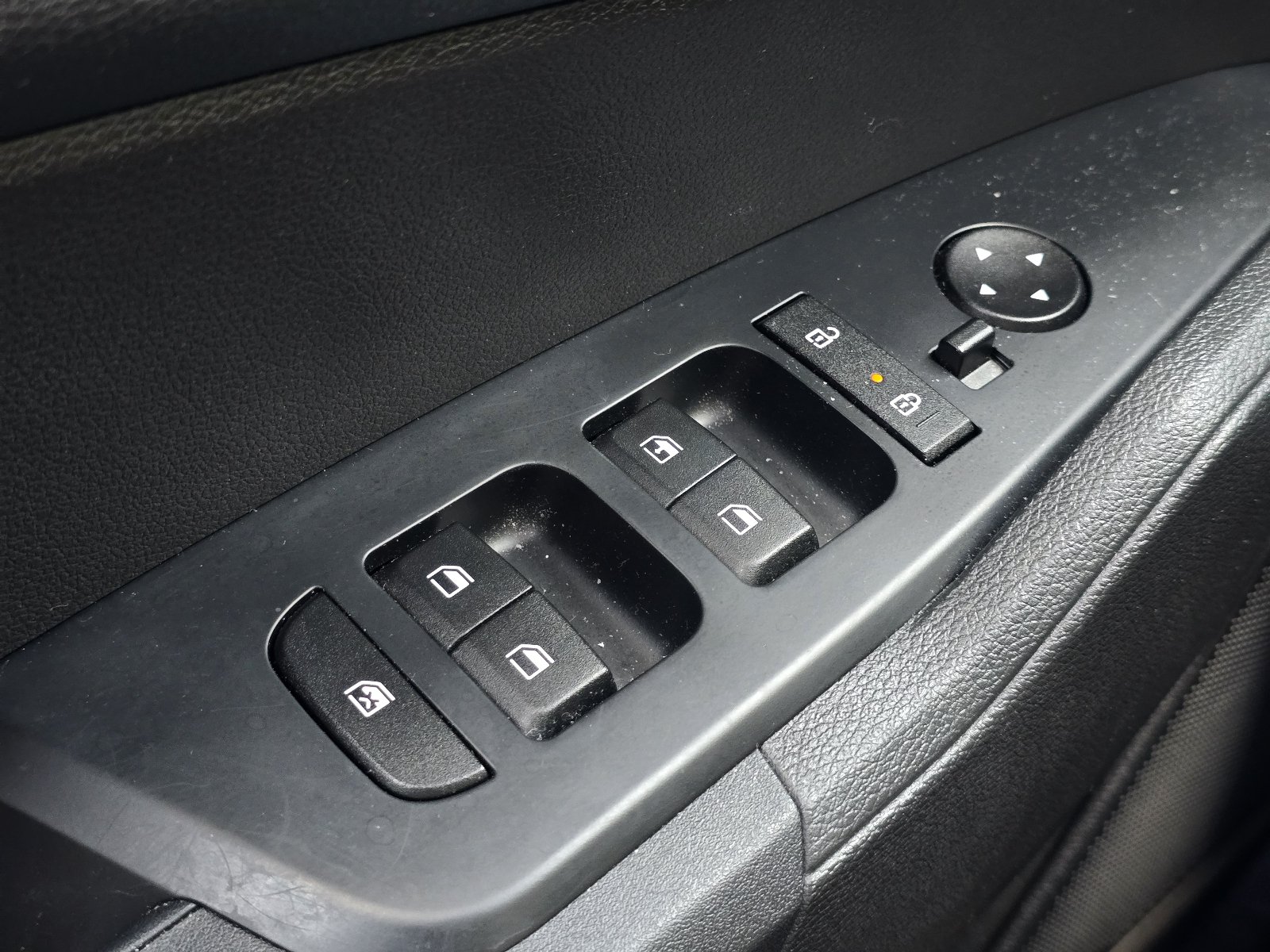 Used 2023 Kia Sportage LX AWD/4WD image 24