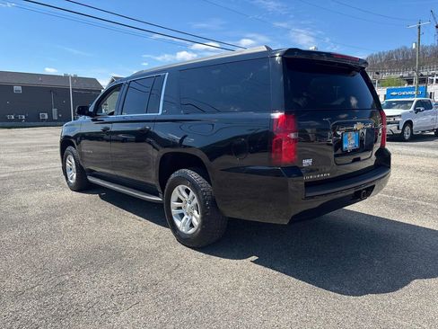 Used 2019 Chevrolet Suburban LT AWD/4WD image 3