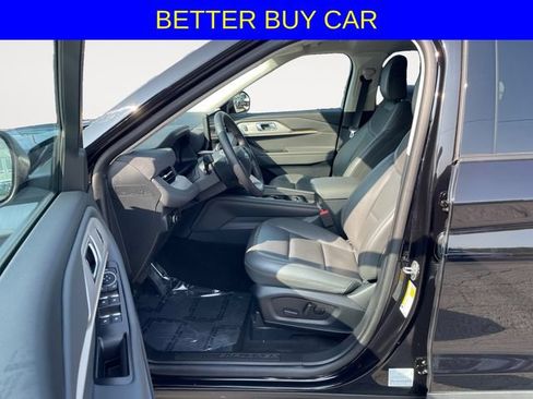 New 2026 Ford Explorer Active w/ Active Comfort Package AWD/4WD image 9