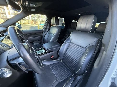 Used 2020 Land Rover Discovery HSE Luxury image 21