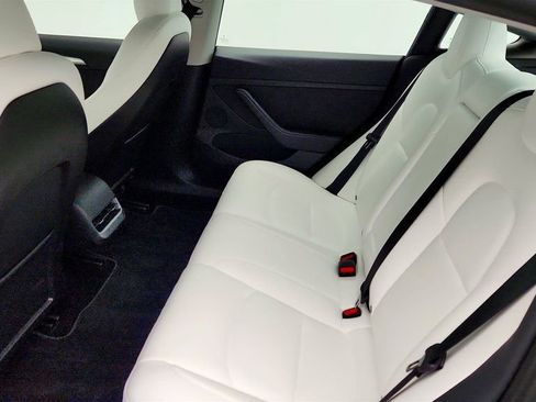 Used 2022 Tesla Model 3 Long Range image 30