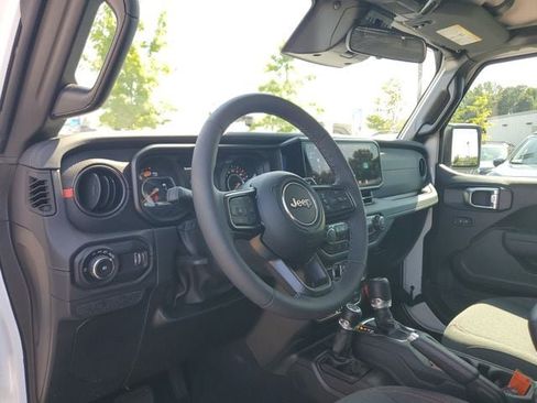 Certified 2026 Jeep Wrangler Unlimited Rubicon w/ Xtreme 35 Tire Package AWD/4WD image 20