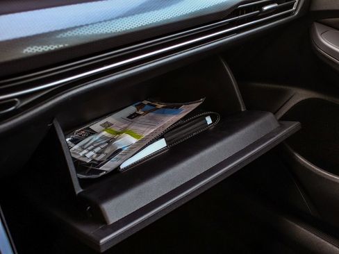 Used 2024 Volkswagen GTI Autobahn image 18