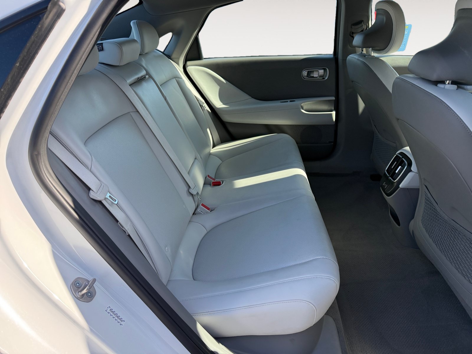 Used 2023 Hyundai Ioniq 6 SEL AWD/4WD image 18