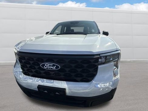 Used 2025 Ford Maverick XL w/ Equipment Group 102A image 9