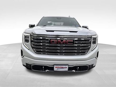 Used 2023 GMC Sierra 1500 Denali AWD/4WD image 12