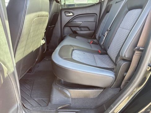 Used 2022 Chevrolet Colorado Z71 image 17