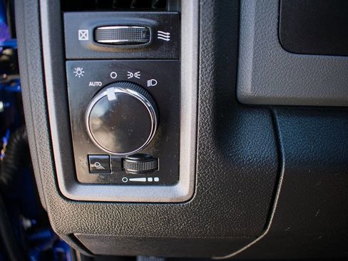 Used 2015 RAM 1500 ST w/ SXT Appearance Group AWD/4WD image 18