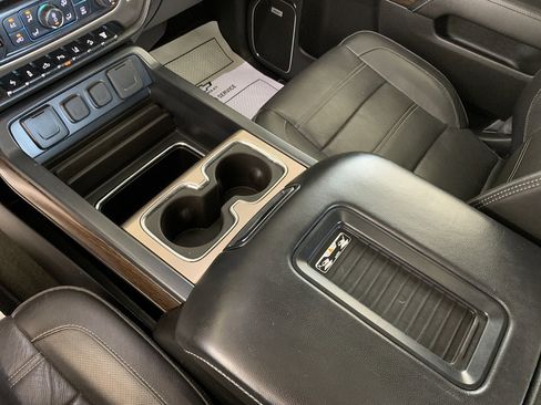 Used 2018 GMC Sierra 2500 Denali w/ Duramax Plus Package image 30