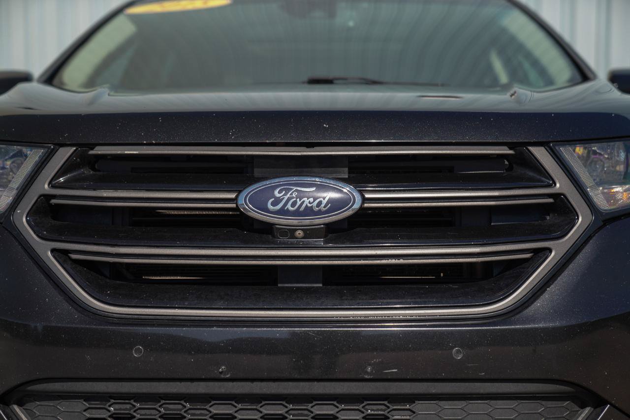 Used 2015 Ford Edge Sport w/ Equipment Group 401A AWD/4WD image 4