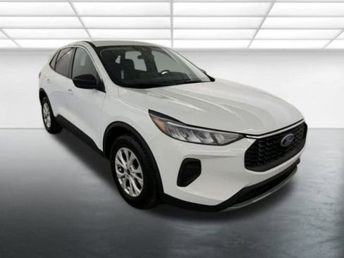 Used 2023 Ford Escape Active w/ Tech Pack #1 image 9