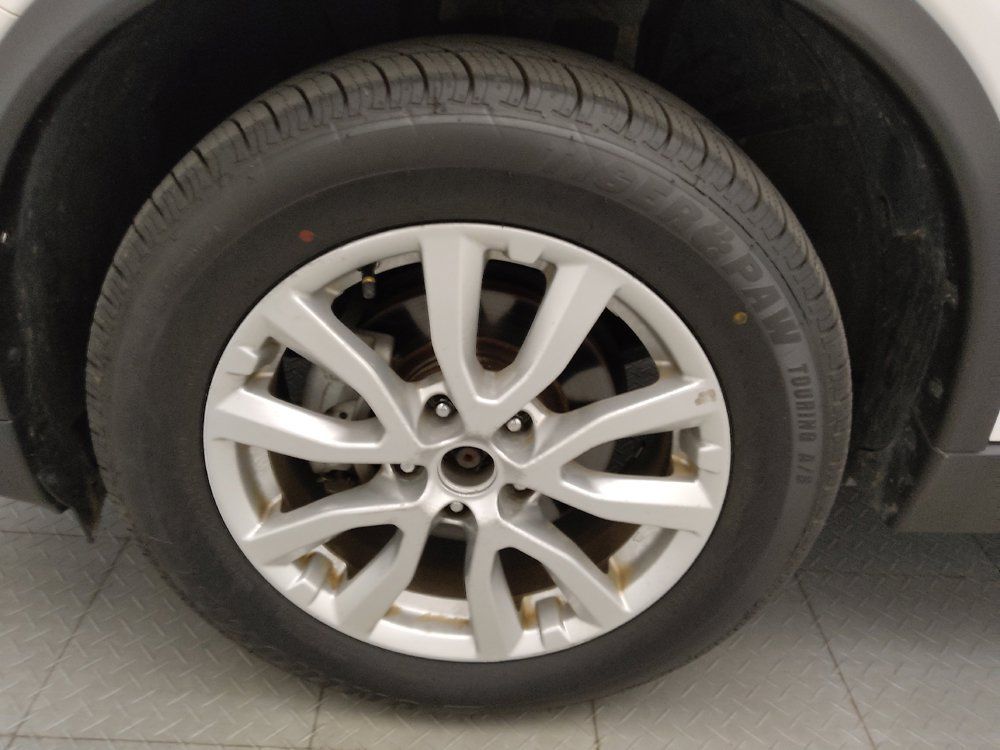 Used 2020 Nissan Rogue SV FWD image 31