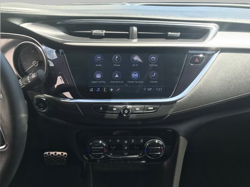 Used 2023 Buick Encore GX Select w/ Sport Touring Package AWD/4WD image 6