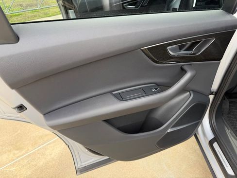 Used 2022 Audi Q7 3.0T Premium Plus image 14