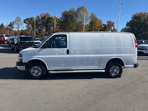 Used 2023 Chevrolet Express 2500 w/ Driver Convenience Package image 2