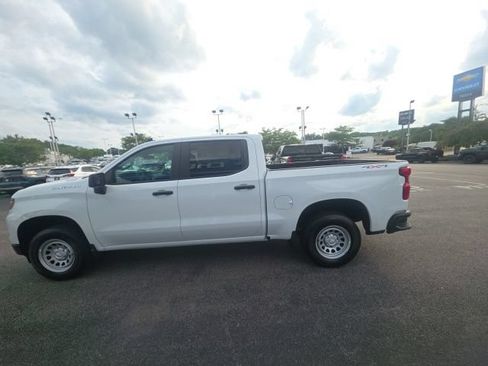 New 2026 Chevrolet Silverado 1500 W/T w/ WT Value Package AWD/4WD image 4