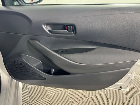 Used 2025 Toyota Corolla LE image 25