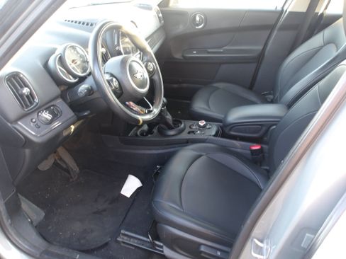 Used 2019 MINI Cooper Countryman FWD image 4