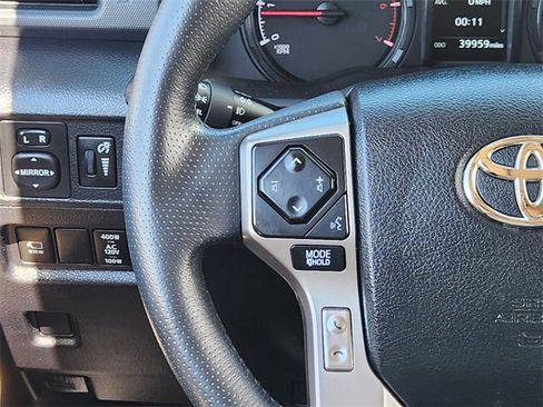 Used 2022 Toyota 4Runner SR5 Premium image 28