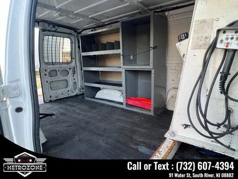 Used 2008 Ford E-350 and Econoline 350 Super Duty image 26