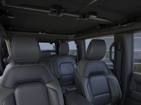 New 2025 Ford Bronco Outer Banks AWD/4WD image 12