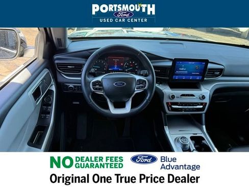 Certified 2022 Ford Explorer XLT w/ Equipment Group 202A image 7