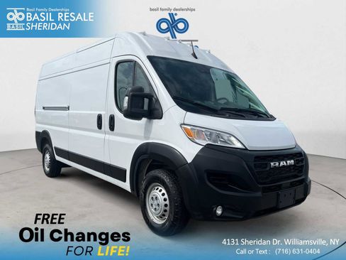 Used 2025 RAM ProMaster 2500 w/ Convenience Group FWD image 1