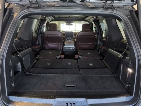 Certified 2024 Ford Expedition Limited image 35