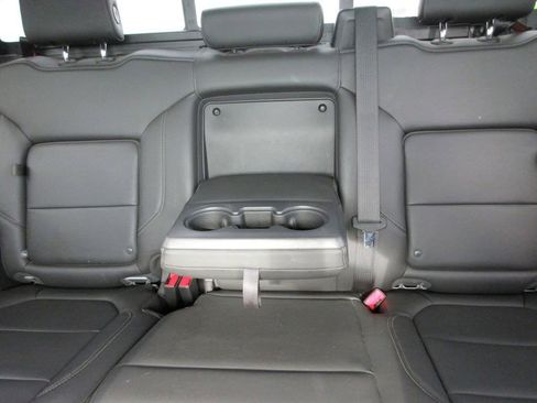 Used 2020 Chevrolet Silverado 1500 LT Trail Boss image 22