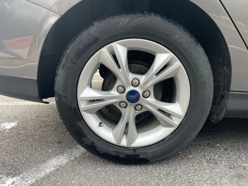 Used 2014 Ford Focus SE image 46