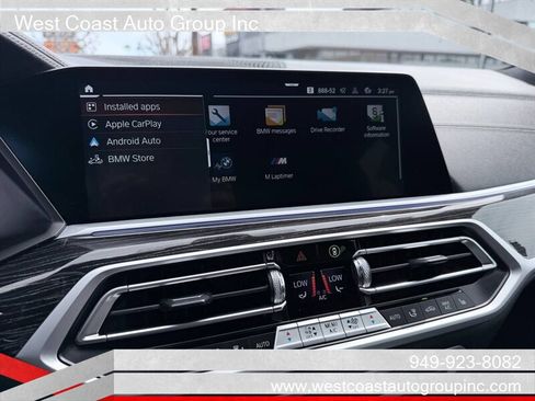 Used 2022 BMW X7 xDrive40i w/ M Sport Package AWD/4WD image 25