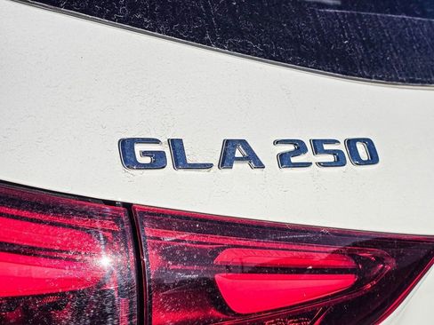 Used 2025 Mercedes-Benz GLA 250 4MATIC image 7