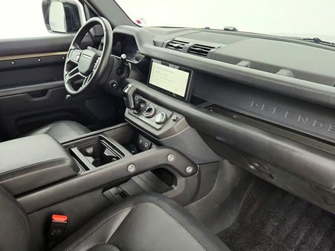 Used 2024 Land Rover Defender 110 X-Dynamic SE image 25