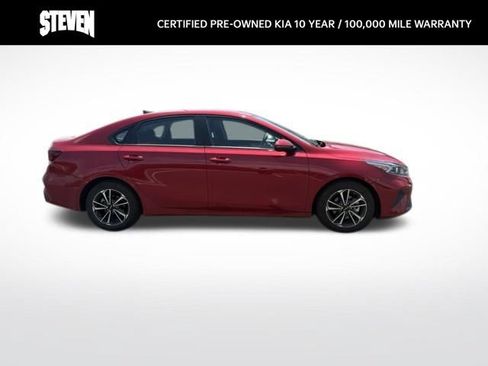 Certified 2024 Kia Forte LXS w/ LXS Technology Package FWD image 9