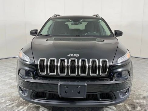 Used 2015 Jeep Cherokee Latitude w/ Comfort/Convenience Group image 14