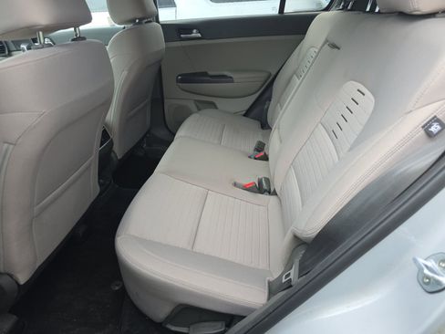Used 2018 Kia Sportage LX FWD image 14
