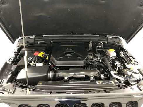 Used 2021 Jeep Wrangler Unlimited Sport AWD/4WD image 22