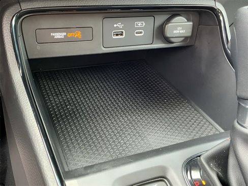 Certified 2023 Honda CR-V Sport image 32