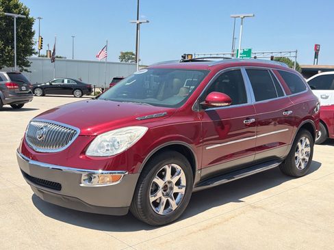Used 2008 Buick Enclave CXL w/ Entertainment Package #3 FWD image 4