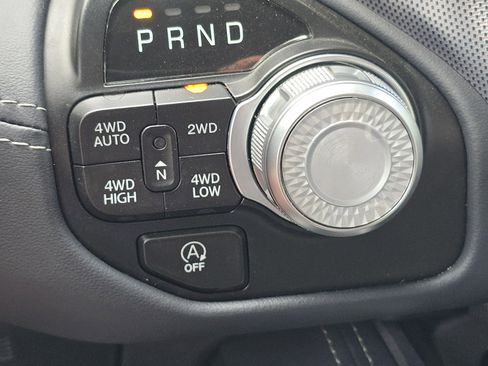 Used 2022 RAM 1500 Limited AWD/4WD image 13