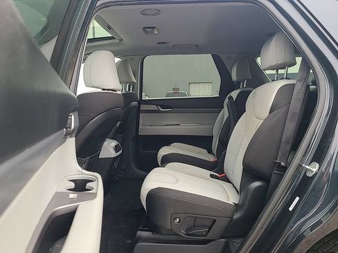 Used 2021 Hyundai Palisade SEL FWD image 23